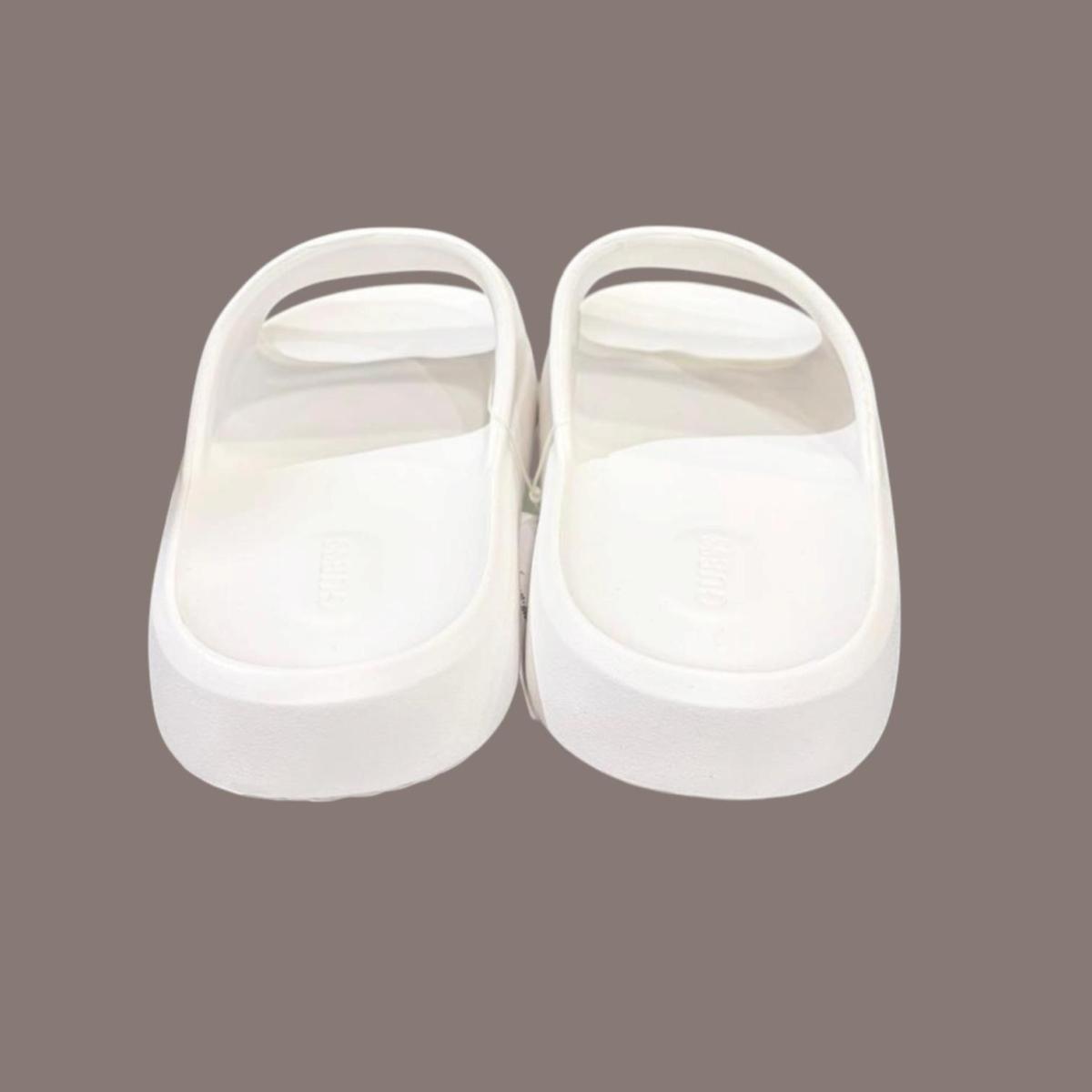 Ciabatta Unisex Guess F6GZ04BB00F G011
